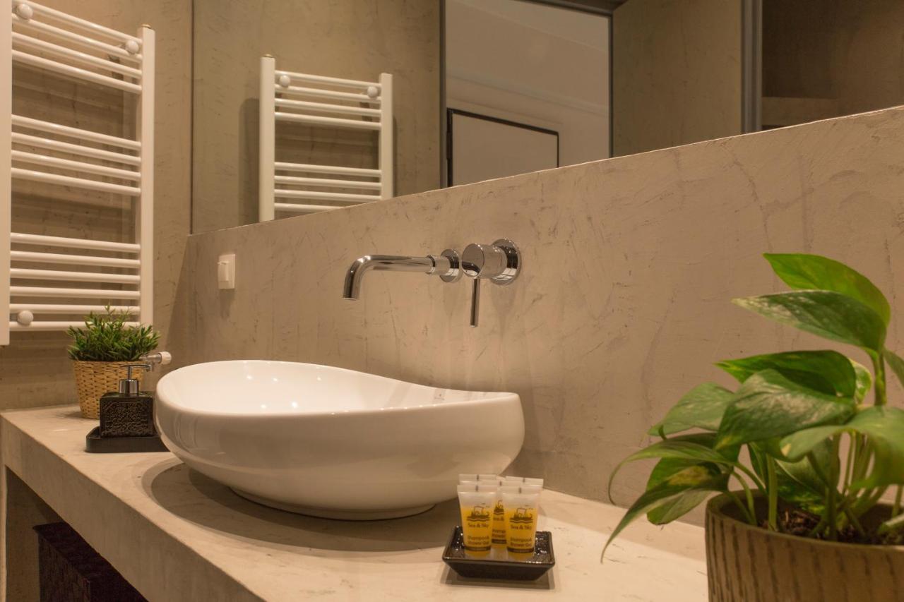Luxury Apt With Parking-Living Stone Silver 雅典 外观 照片